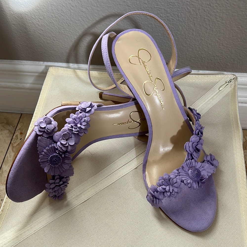 Jessica Simpson Lavender Lilac Floral Strap Sandal.